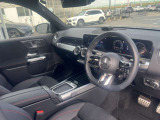 中古車だけではなく、新車も多岐にわたり、正規輸入車販売を行っております。全国選りすぐりの仕入ネットワークの中からあなたにピッタリのお車を探します!