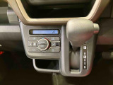 納車前にはプロのメカニックが、各部の点検を行います。ディーラーにしか出来ない品質、そしてサービスできっと満足していただけると思います!