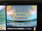 コーナーセンサーを装備。障害物までの距離に応じて警告音を変えてお知らせ。縦列駐車時や駐車場・車庫等での取り回しをサポートします。詳細は販売店スタッフまでお尋ね下さい。