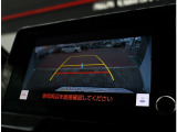 お車選びをお楽しみ頂けるよう、在庫車の展示スペースを十分に確保しております。