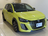 年間500台以上の中古車販売実績が御座います。安心してお乗り頂けるようきちんと整備、点検しご納車致します。