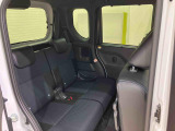 新車・中古車・サービス工場一体型店舗です。中古車はもちろん、ダイハツの新車も販売しておりますので是非一度ご来店下さい!