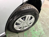タイヤの山の残りをご確認ください。