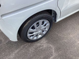 ☆お車についた傷やヘコミ、事故の修理もハヤシにお任せください。自社鈑金工場で修理ができますの安心です☆