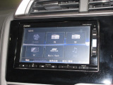 ナビゲーションは純正メモリーナビ(VXM-185VFi)を装着しております。AM、FM、CD、DVD再生、Bluetooth、音楽録音再生、フルセグTVがご使用いただけます。