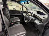1列目シートです。足元までゆったりとご乗車いただけます!