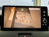 停車中にテレビや動画を楽しめる機能が搭載されています。長距離移動の休憩時間に、リラックスした時間を過ごせます。