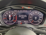 【スピードメーター】メーターがシンプルで見やすく運転しやすいですね!