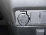 シガーソケット用の充電器が使用可能です!