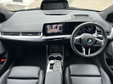 2年保証弊社デモカーharman kardon黒革電動シート HUD ACC オートトランク トップビューモニター 後退アシスト パーキングアシスト アンビエントライト シートヒーター ワイヤレスチャージ 17インチホイール