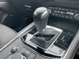 アクセルペダルを踏み込む量や速さに応じて変速パターンを制御し、人馬一体の運転感覚を発揮してくれる6速オートマ!