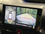 【パノラマモニター】専用のカメラにより、上から見下ろしたような視点で360度クルマの周囲を確認することができます☆死角部分も確認しやすく、狭い場所での切り返しや駐車もスムーズに行えます。