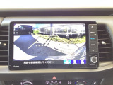 バックモニター付きで、車庫入れやバック時の後方確認をしっかりサポート。モニターに映し出される映像で死角も確認しやすく、狭い場所での駐車や後退時の操作をより安心して行えます。