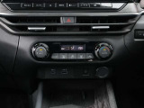 オートエアコンですので、車内を快適な空間に出来ます♪