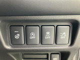 視認性の高いメーター類は、運転に必要な情報を的確にドライバーへ伝えます。運転に集中できる、シンプルで分かりやすいデザインです。