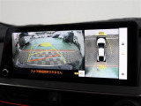 お車選びをお楽しみ頂けるよう、在庫車の展示スペースを十分に確保しております。