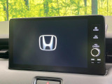 【純正9型ナビ】人気の純正ナビを装備しております。ナビの使いやすさはもちろん、オーディオ機能も充実!キャンプや旅行はもちろん、通勤や買い物など普段のドライブも楽しくなるはず♪