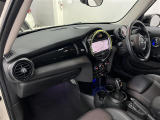 ◆北は北海道から南は沖縄まで、ご購入いただいたお車は全国にご納車が可能です!お電話、メール、動画などでリモートでお車のご案内も可能です!親切、丁寧に対応させて頂きますのでお気軽にご相談ください!