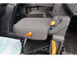 【助手席シート】試乗車上がりで使用感も少なく、シート状態良好です!
