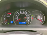 視認性の高いメーターパネルは、運転に必要な情報を一目で確認可能。運転状況を的確に把握し、安全運転をサポートします。洗練されたデザインも魅力です。