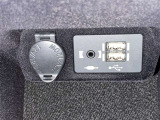 シガーソケット用の充電器が使用可能です!
