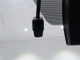 万が一のトラブルのときにも役に立つドライブレコーダーを装備しています。