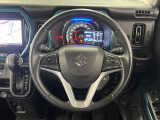 【ステアリングスイッチ】運転中、前方から目線をそらすことなく、オーディオ等の操作が可能な便利機能!安心&快適なドライブを演出してくれます♪