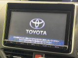 【メーカー純正9インチナビ】インテリアに溶け込むスタイリッシュな「専用設計」メーカーナビを装備♪視認性や操作性など基本性能にも優れ、より上質なカーライフをお楽しみいただけます。