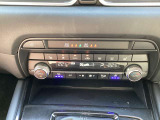 フルオートエアコンで、ベンチレーション付きで夏の暑い時期も快適