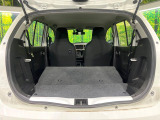 普段のお買い物や通勤、送迎等に十分な荷室スペースを確保しております。セカンドシートを倒すと、大きな荷物の積載も可能です♪