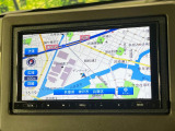 【ナビゲーション】目的地までしっかり案内してくれる使いやすいナビ。Bluetooth接続すればお持ちのスマホやMP3プレイヤーの音楽を再生可能!毎日の運転がさらに楽しくなります!!