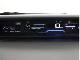 視認性の良いインパネ周り。スイッチなどの操作もしやすい配置になっております。