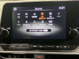 HDMI端子に専用ケーブルを差し込むとナビで動画を楽しめます★