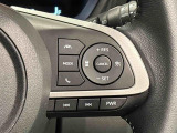パワーとエコの2つの走行モードの切り替えが可能なステアリングスイッチに加え、高速道路を快適に走行できる全車速追従機能付ACC(アダプティブクル-ズコントロ-ル)スイッチが付いています(^^♪