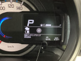 アイドリングストップによって節約できた燃料を表示します。