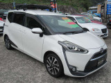 ●軽自動車からセダン、ミニバン、4WD、輸入車まで幅広く、約200台の在庫を揃えております!もちろん試乗も大歓迎です♪電話でローンの審査が出来ます!!【約10分】お気軽ご相談下さいTEL0078-6002-192831