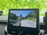 停車中にTVの視聴が可能です。移動の合間にリラックスできる空間を提供。旅の時間をより快適に過ごせます。※運転中の視聴はご遠慮ください。