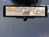 バックカメラの映像が映りますので後方視界の確認がしやすいです。