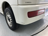 リヤバンパーにキズあります。