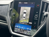 【マルチテレインモニター】車のフロントやサイドのカメラ画像を同時にモニター表示することで、悪路や狭い道を走行時でも周囲の状況確認ができ安心!本格SUVにうれしい装備です♪