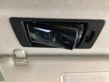 マツダ純正スマートインETC装備!サンバイザーの裏に車載器をスッキリ収納!ワンプッシュでETCカードの出し入れも簡単にできます。