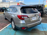 当店では、自社で仕入れした厳選車両を、多数展示しております。リーズナブルなお車を多数在庫しております。掘り出し物を探しにいらしてください。