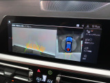 【アラウンドビューモニター】バックカメラに加え、360度のカメラで駐車も楽々。駐車が苦手な方でも安心してお乗りいただけます。
