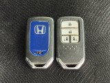 ★スマートキー★ キーを携帯しているだけでカギの開け閉めからエンジン始動までできるスマートキー!キーを取り出す必要がないので楽チンです