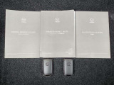 キーを携帯していればリクエストスイッチを押すだけでドアの開錠・施錠が可能です。しかもキーを差し込むことなくエンジンの始動・停止も可能です。取扱説明書・メンテナンスノートが揃っていますので安心です。