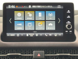 ★スマートフォンのような操作感の静電式タッチパネル。
