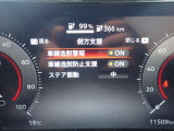 LDW(車線逸脱警報)とLDP(車線逸脱防止支援)が装備されておりドライバーが意図せずに白線を跨ぐと注意を促してくれます♪