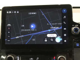 メモリーナビを装備。タッチパネル式で使いやすく、お出かけもラクラクです。