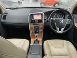 XC60 D4 クラシック ディーゼル 4WD 本革シート