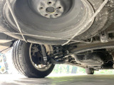 お車を安心してお乗りいただく為には、足回りの定期点検が欠かせません。サービスサポート(有償保証)では無料点検もご提供しており、安心のカーライフをお過ごしいただけるサポート体制が整っています。